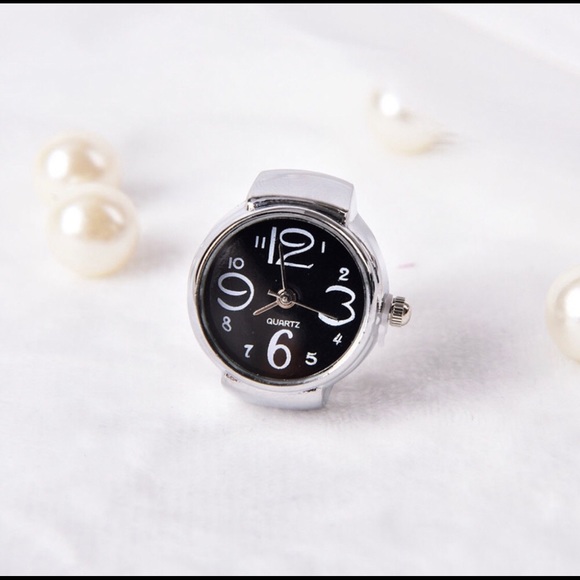 NEW Finger Ring Watch - Picture 3 of 8